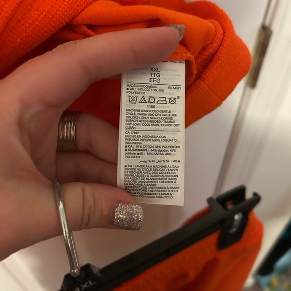 NWOT Old Navy Size XXL Orange Women's Hoodie and Shorts Set - Picture 7 of 8